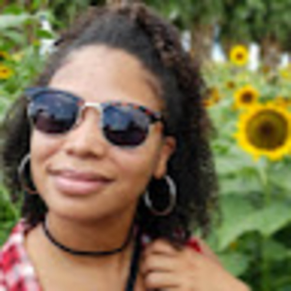 Meet your Posher, Jacquelyn - Picture 1 of 1